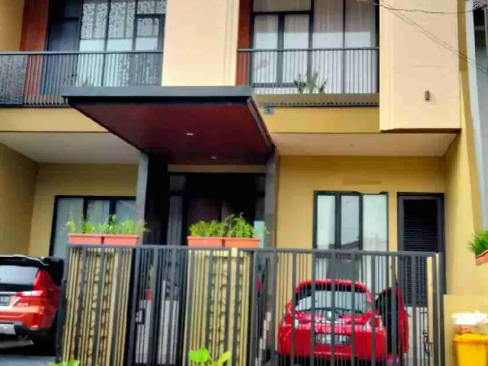 Rumah Cantik Full Furnish di Taman Century I Depan Mall Pakuwon Bekasi