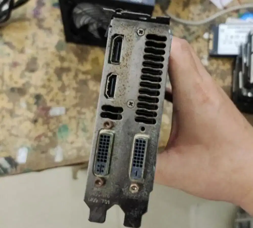 GTX 780 4 GB ddr5 386 bit