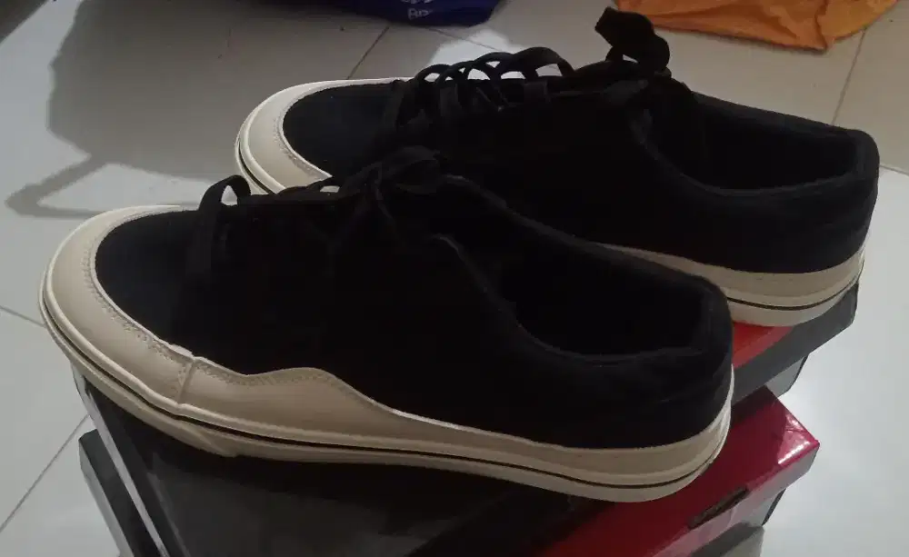 Dijual sepatu baru airwalk size 42