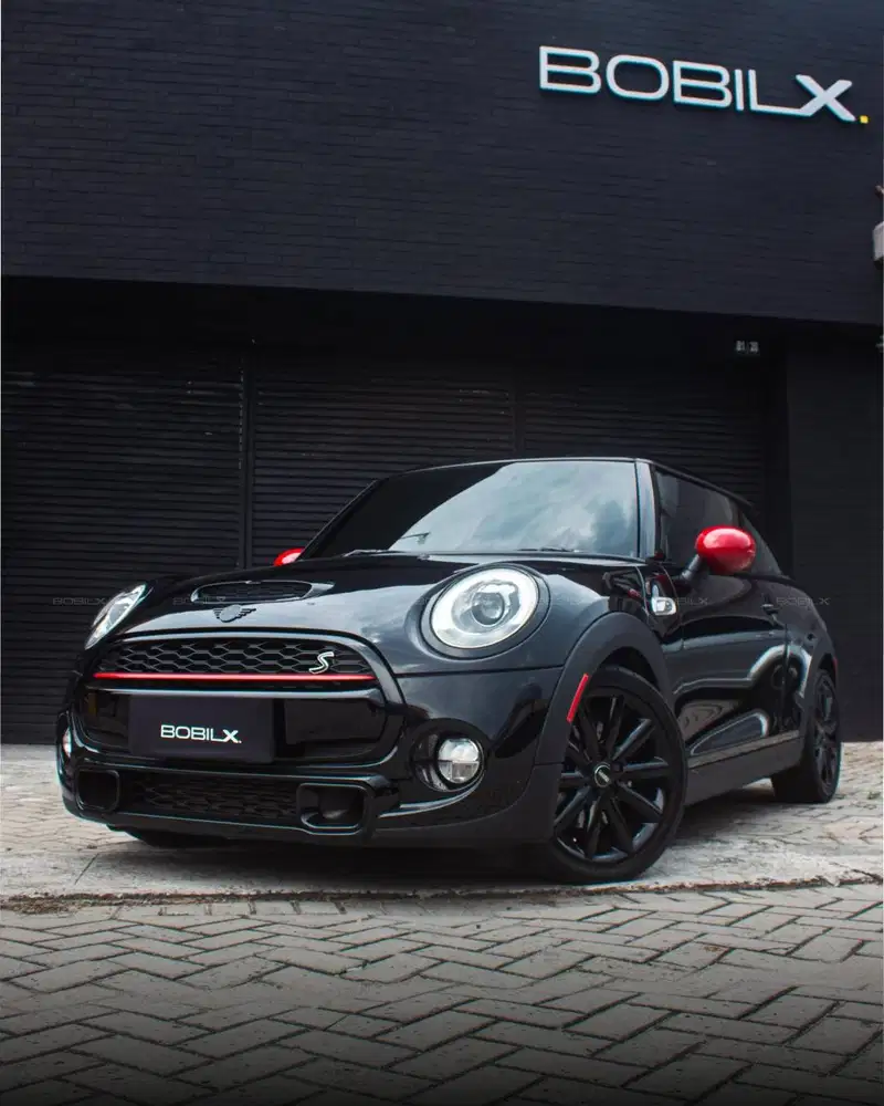 2017 MINI Cooper S 2.0 Turbo – JCW Package