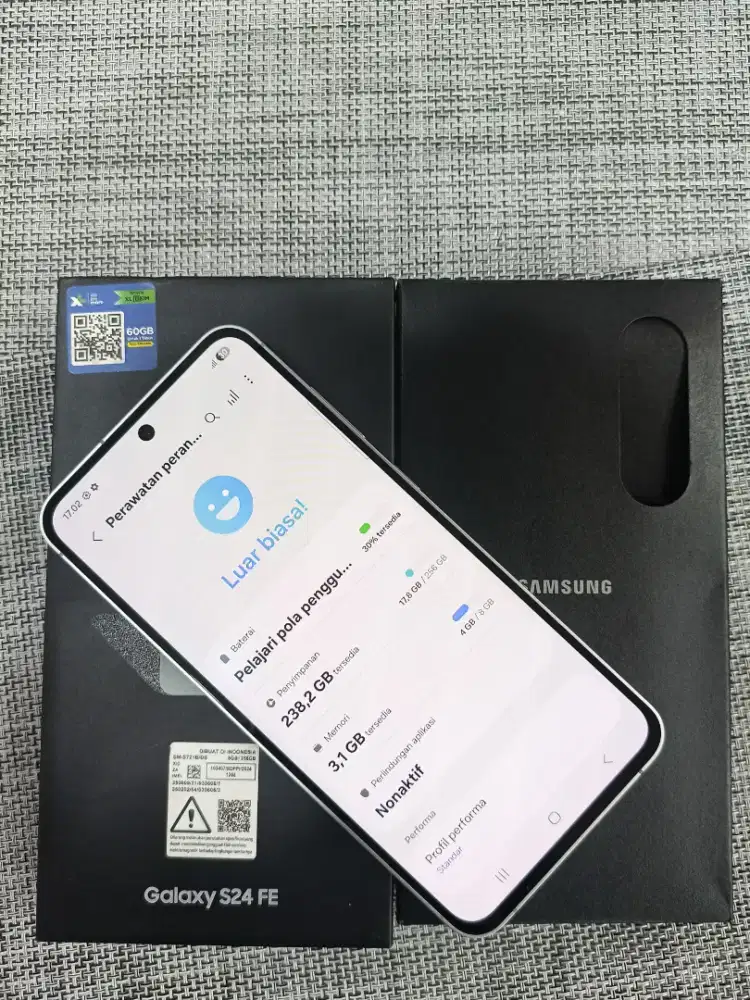 Samsung s24 fe ram 8/256 mulus