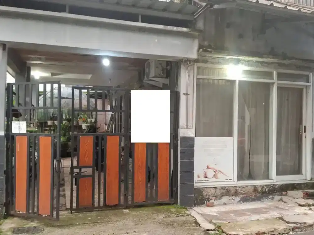 Rumah 2 Lantai 10 menit ke Gerbang Tol Sawangan 4 Hadap Utara J-39335