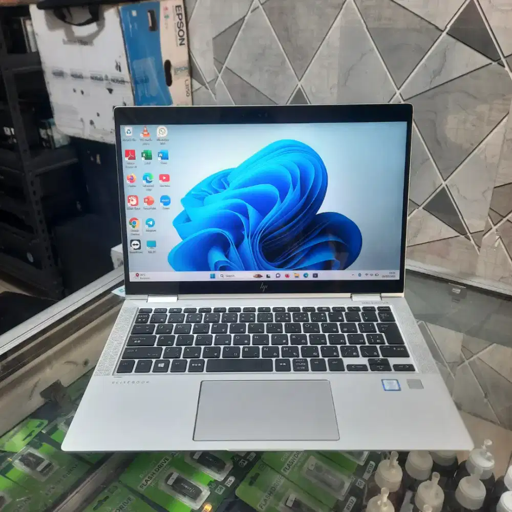 HP X360 1030 G3, Core i7 Gen 8, RAM 16GB, SSD 256GB, 13,3 inch, touch