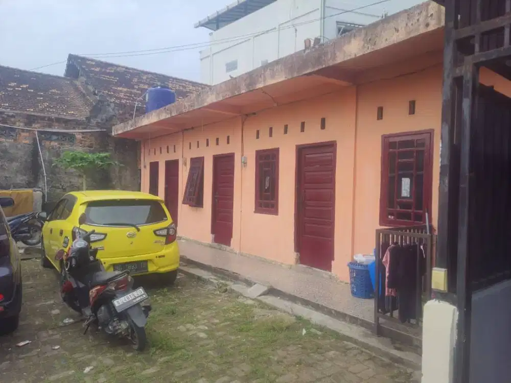 Di Kontrakan Bedeng Kost Kosongan Lokasi Strategis tengah kota