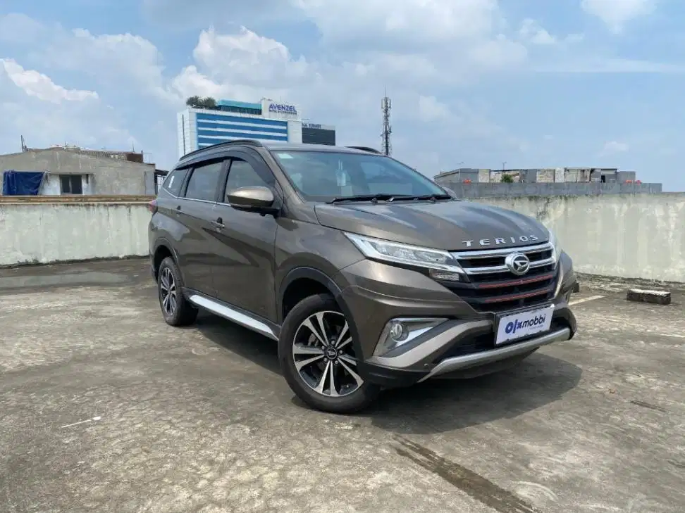 TERMURAH Daihatsu Terios 1.5 R Bensin-AT 2018 8RN B