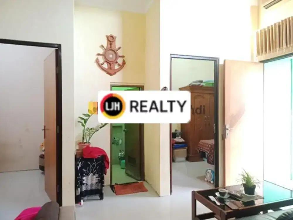 Rumah di Cluster Amsterdam Klipang Semarang