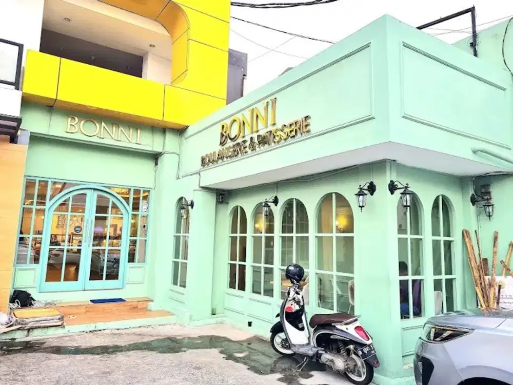 Disewakan ruko 1 lantai di jalan utama Taman Galaxy Bekasi Selatan