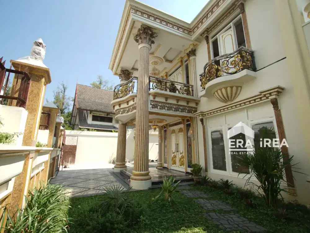 DIJUAL RUMAH MEWAH DI SOLO DEKAT STADION MANAHAN