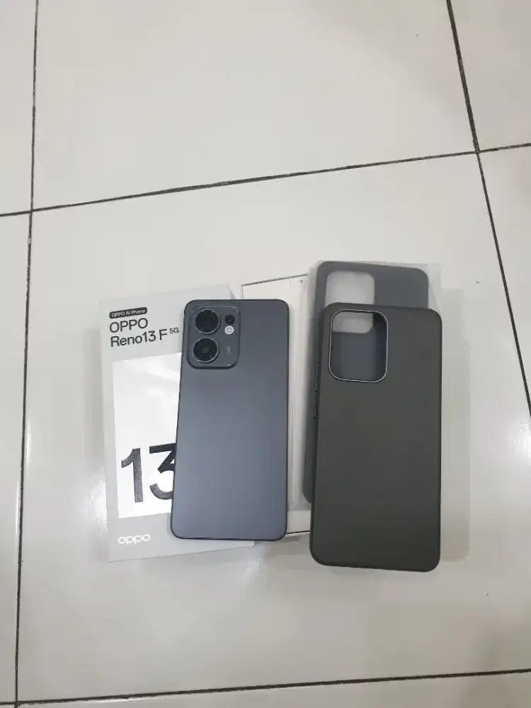 Oppo Reno 13f 5G 8/256 mulus lengkap