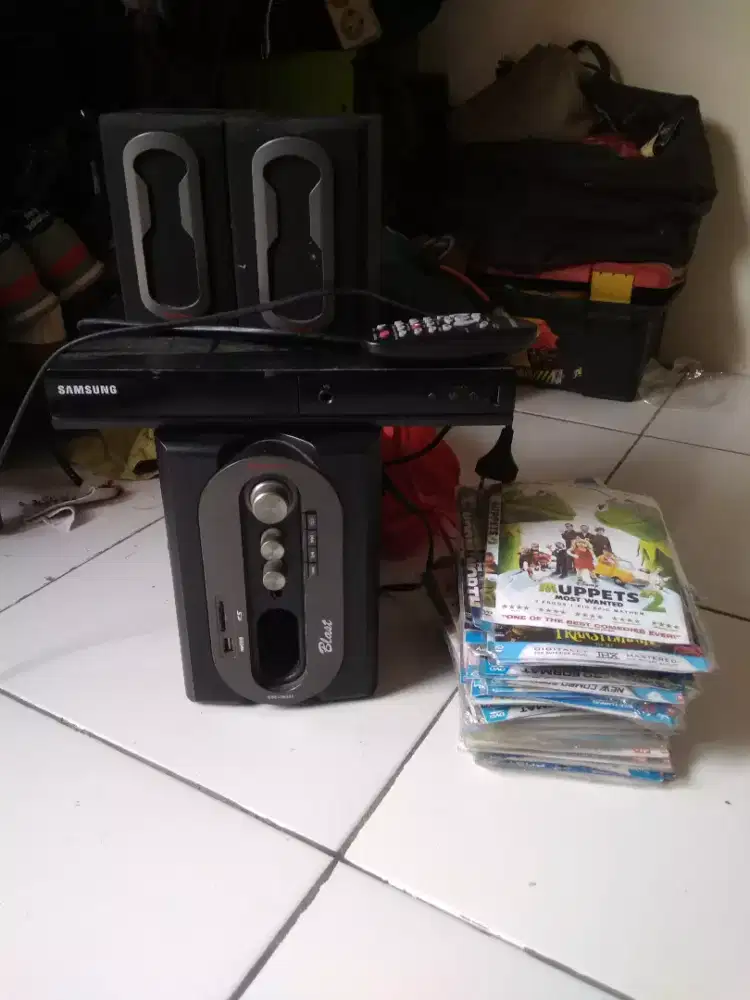 D jual DVD Samsung dan speacker