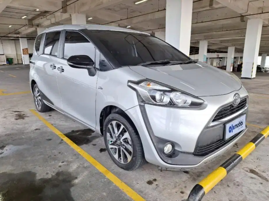 DP RENDAH Toyota Sienta 1.5 V Bensin-AT 2016 EVH