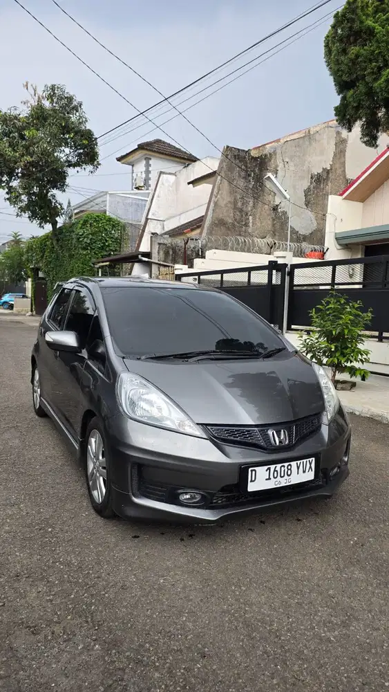 Honda Jazz RS automatic 2011