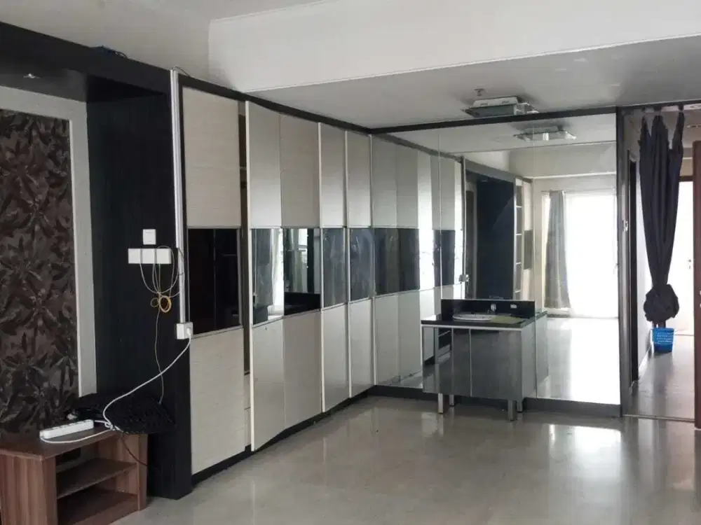 Dijual Apartemen Royal Mediterania Garden, 3+1BR Unfurnish Luas 100m2