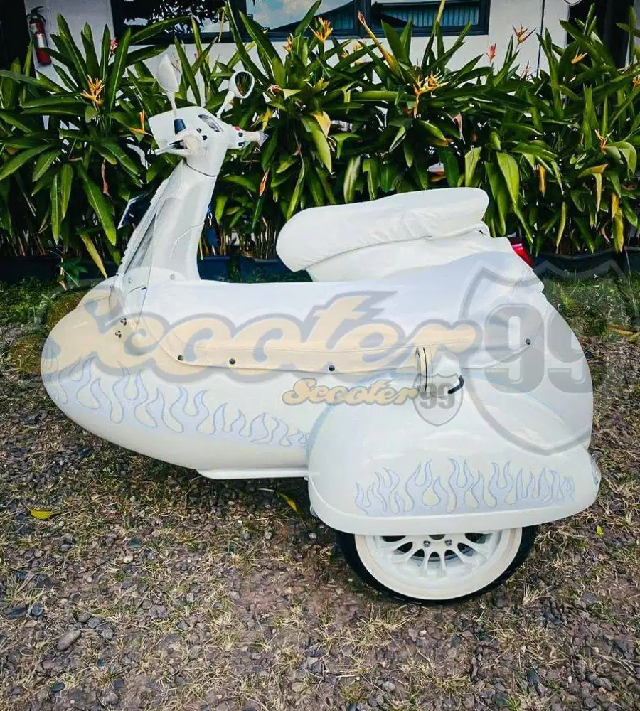 Sespan/Sidecar Vespa Sprint – Justin Bieber x Vespa Edition