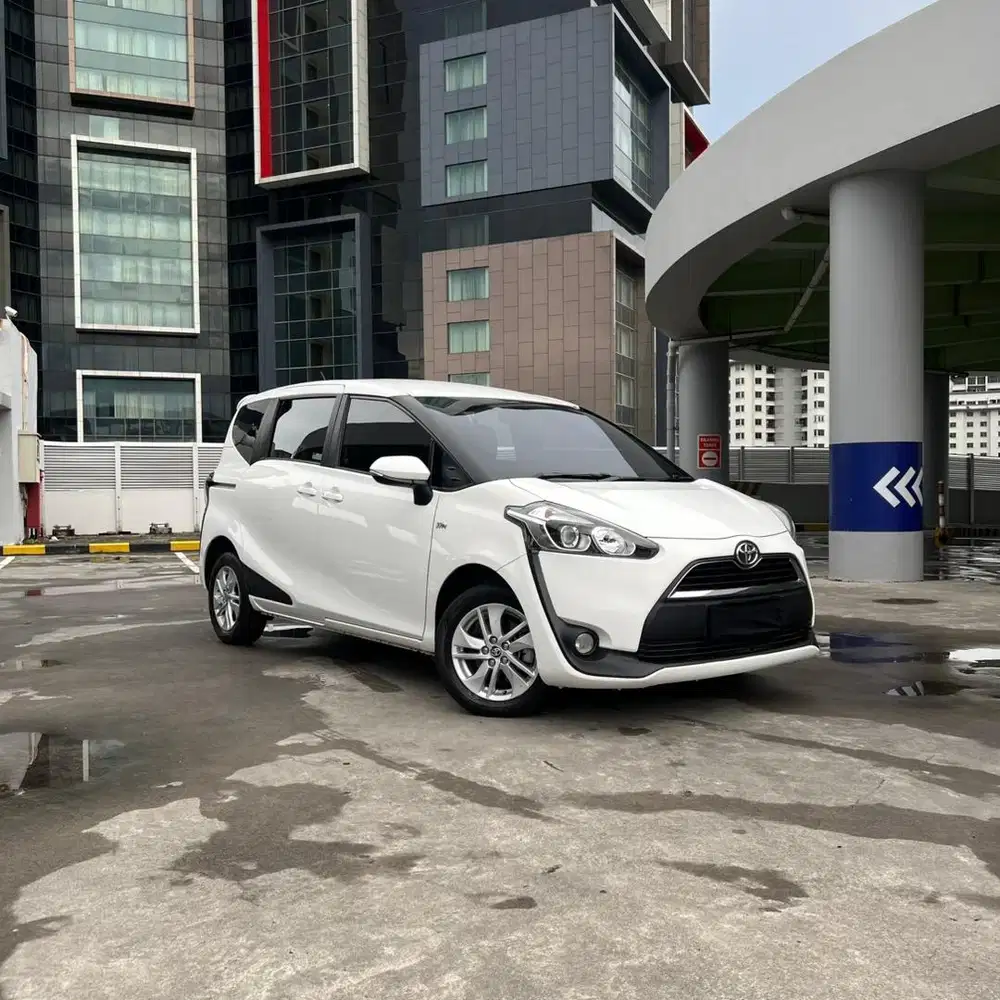 Toyota Sienta G 2017 Putih