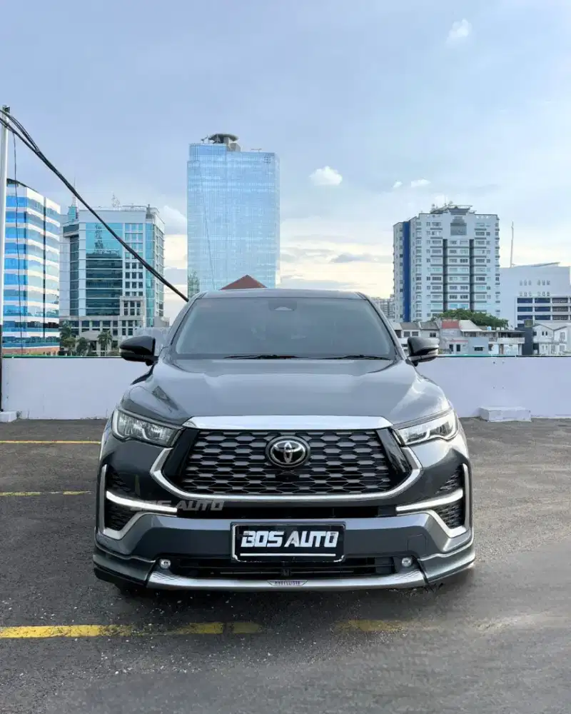 Toyota Inova Zenix Hybrid Modelista  2023