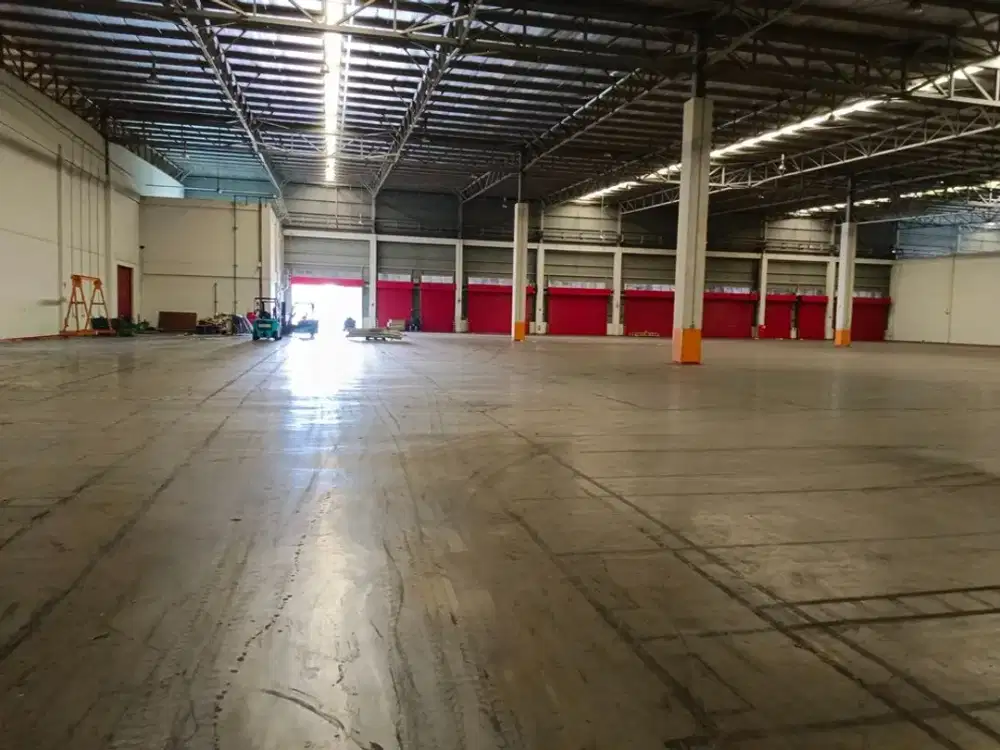 Gudang MM2100 Cibitung: LB 5312 m2, Dekat Pintu Tol, Modern Baru