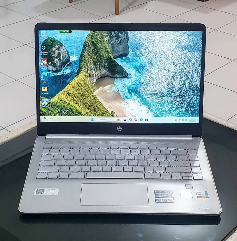HP 14s – Intel Core i5-1240P | RAM 8GB | SSD 512GB Siap Pakai