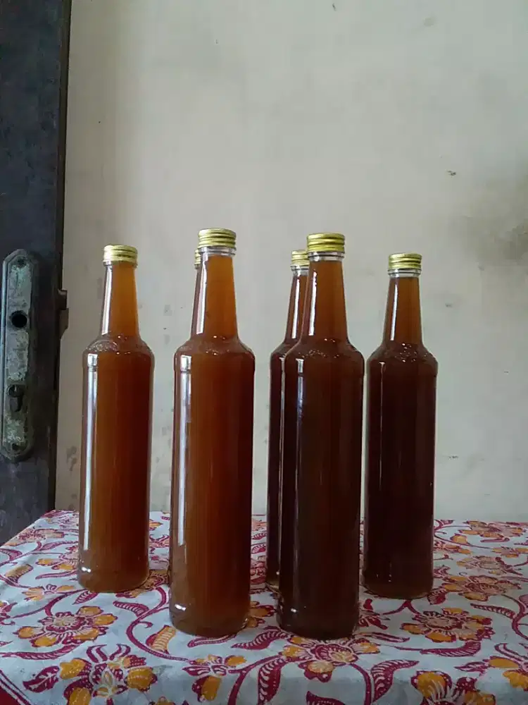 Madu asli murni lebah apis cerana.