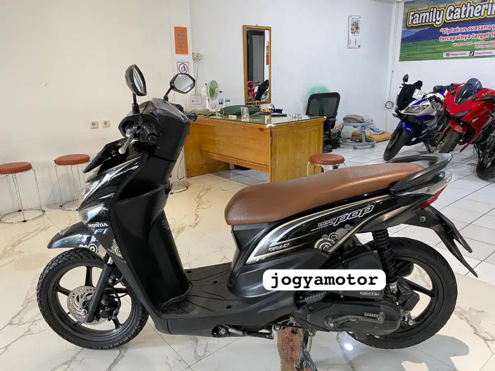 (D) honda beat pop th 2015 nego alus