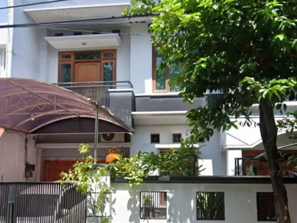 Rumah Mewah Manyar Tirtoyoso