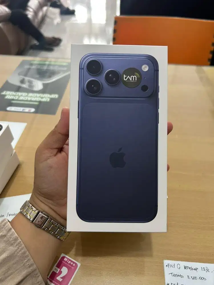 Iphone 17 pro 256gb deep blue