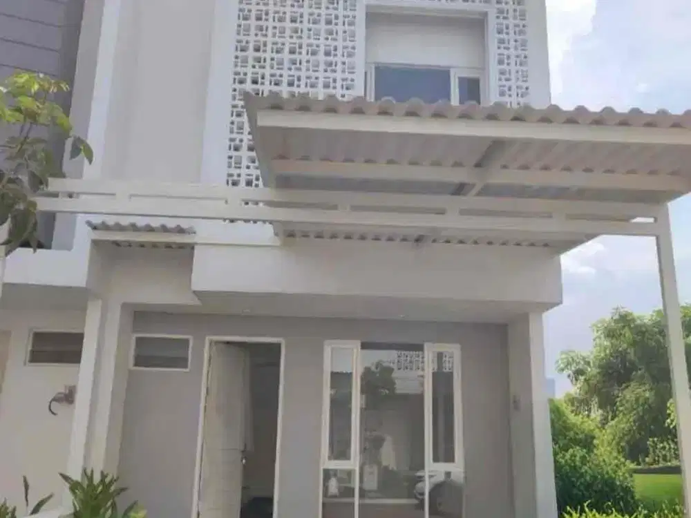 Dijual rumah dian istana dekat perumahan Graha family