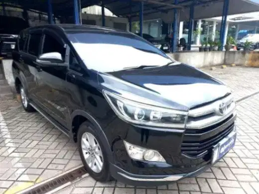 LOW DP Toyota Kijang Innova 2.4 V Solar-AT 2018 7XL