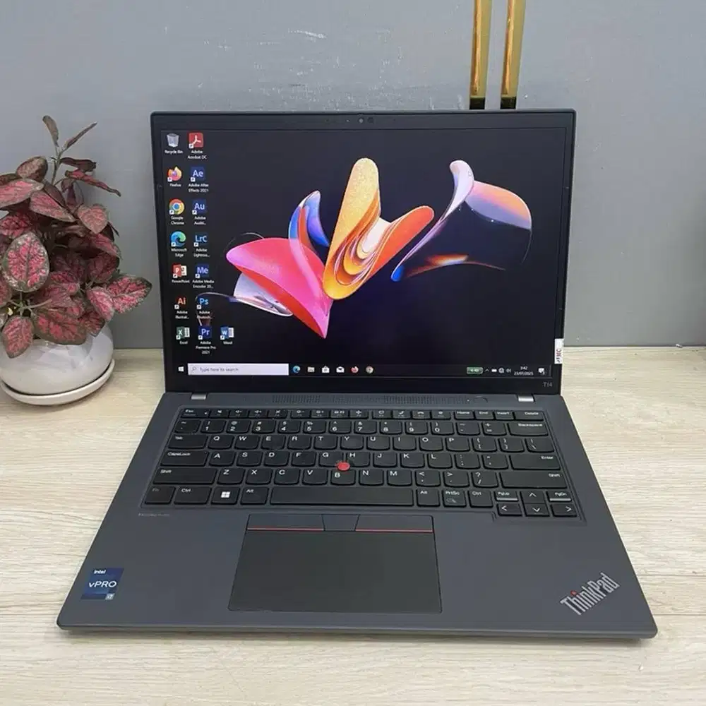 DIJUAL LAPTOP LENOVO THINKPAD T14 G4 i7 GEN13 NON TOUCHSCREEN DL-ETM