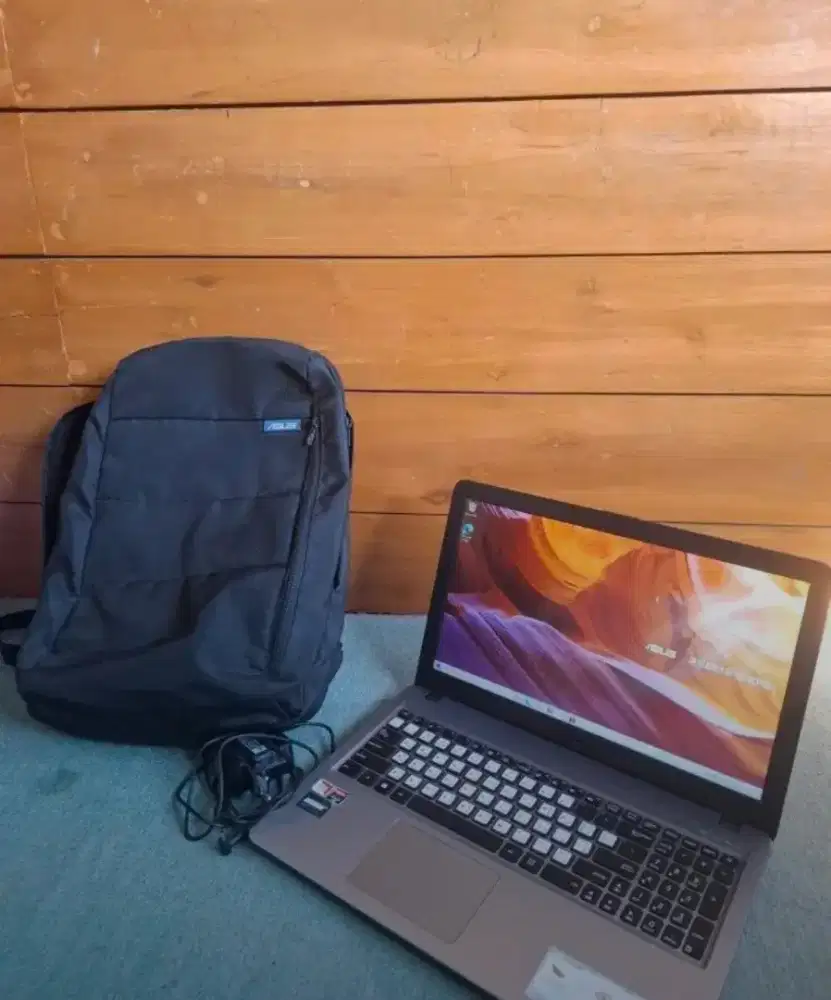 Laptop asus vivobook