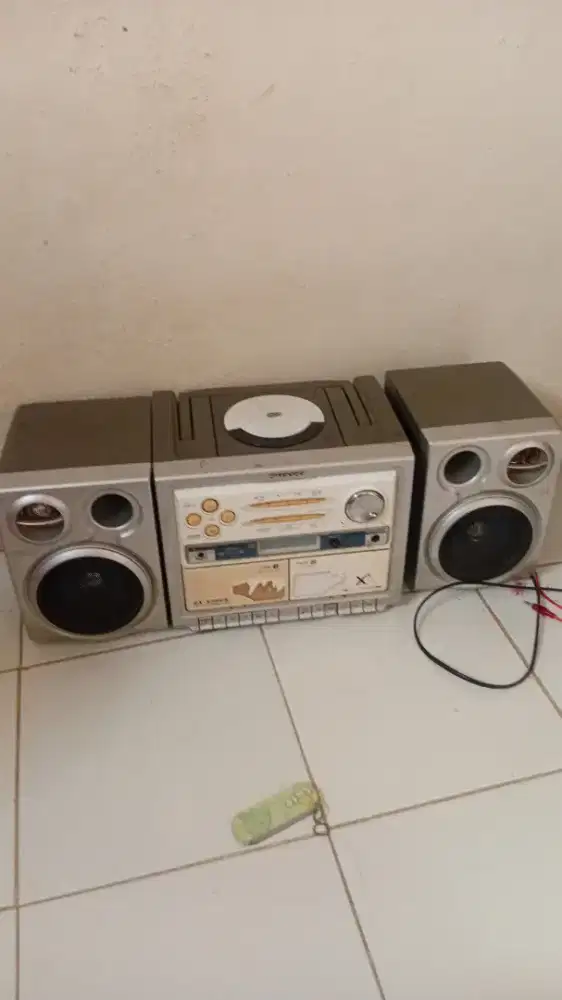 Di jual speaker/tip radio