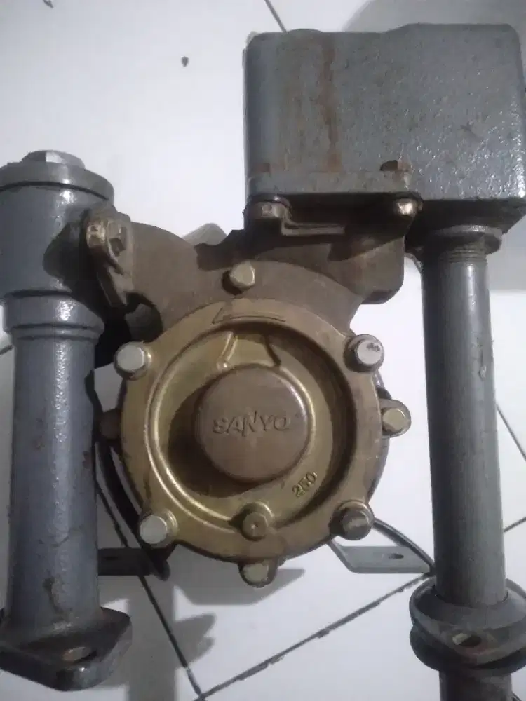 Mesin Sanyo tabung 250-ph