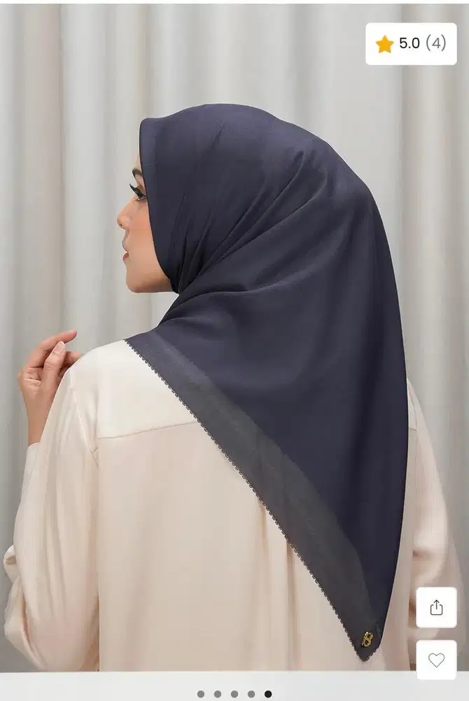 Preloved Buttonscarves