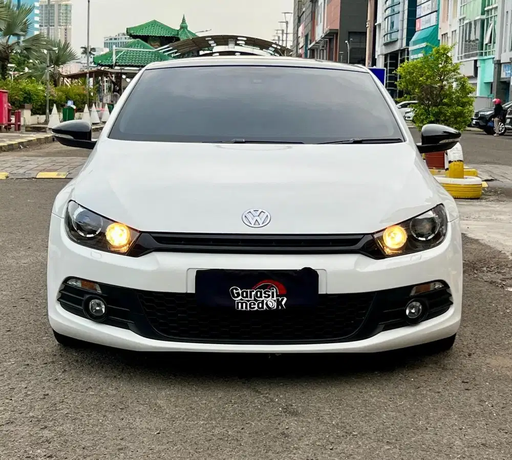 Volkswagen VW Scirocco 2014 Panoramic Pano Antik Low KM Murah Bekas