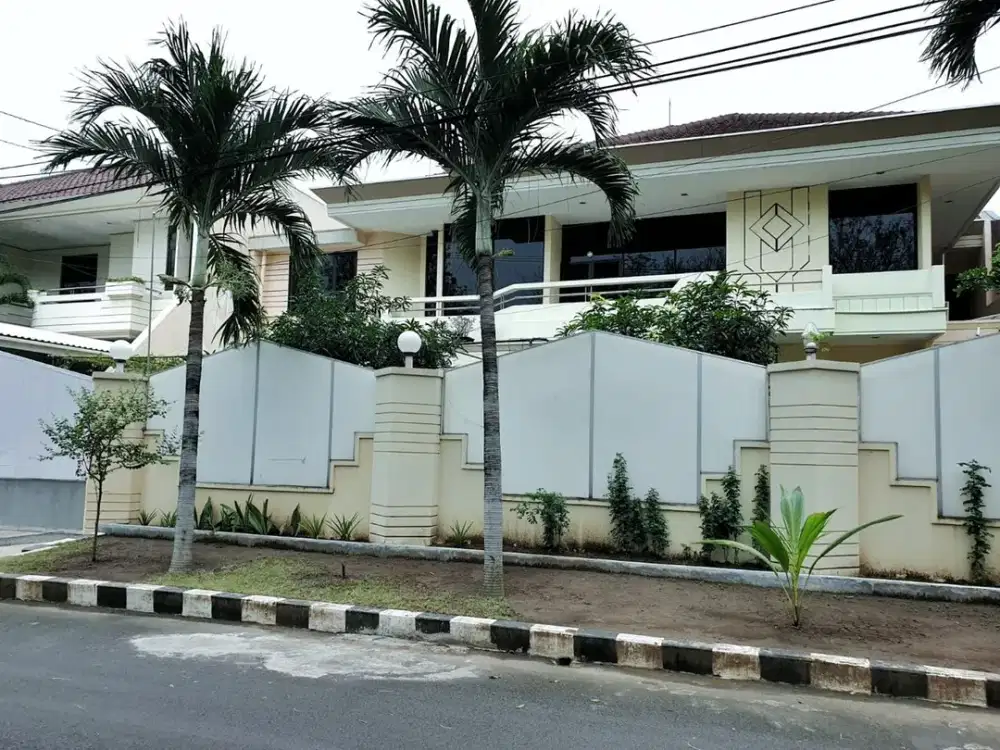 DIJUAL CEPAT RUMAH SIAP HUNI DAN GOOD LOCATION DI SURABAYA BARAT