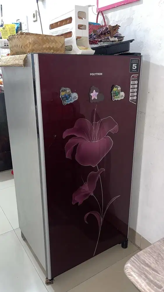 DIJUAL KULKAS POLYTRON 1 PINTU, KONDISI MULUS DAN BAGUS