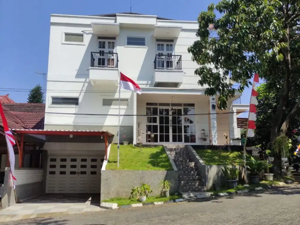 jual cepat, rumah cluster elit Tamansari Bukit Bandung ada kolam renang