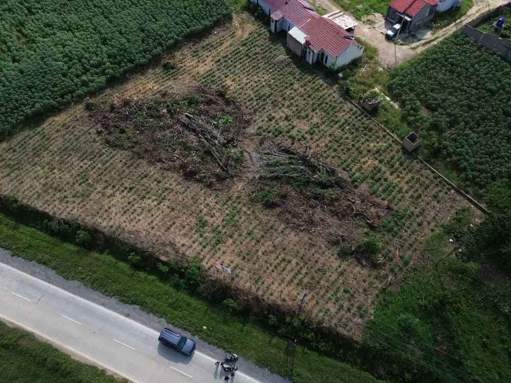 SATU SATUNYA KAVLING RUKO ITERA DI PINGGIR DUA JALUR YANG UDAH DI COR