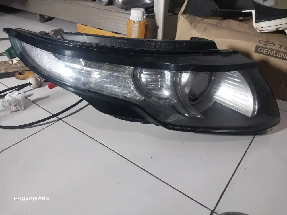 Headlamp/lampu depan range rover evoq