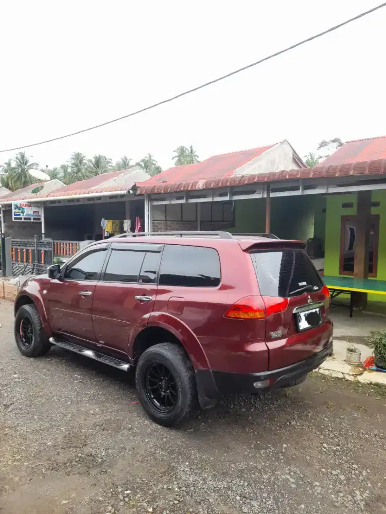 Pajero exced 2010 matic original