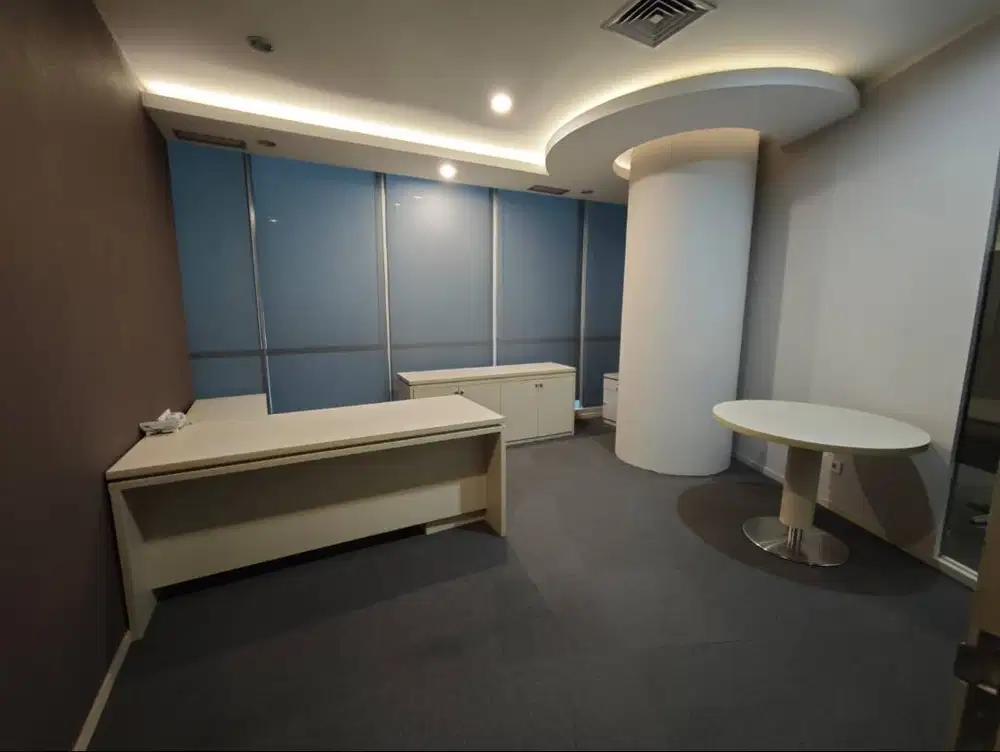 Ruang Kantor Mewah Kuningan City – Furnished, Lokasi Strategis