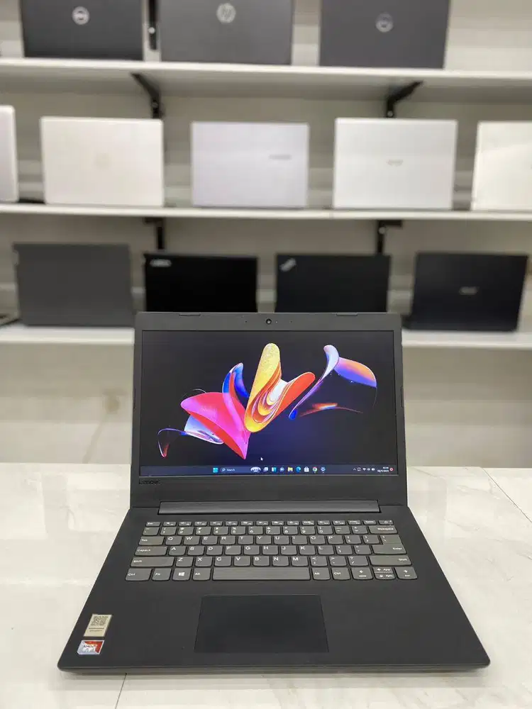 LENOVO IDEAPAD 130-14AST AMD A4-9125 RAM 4 GB SSD 128 GB