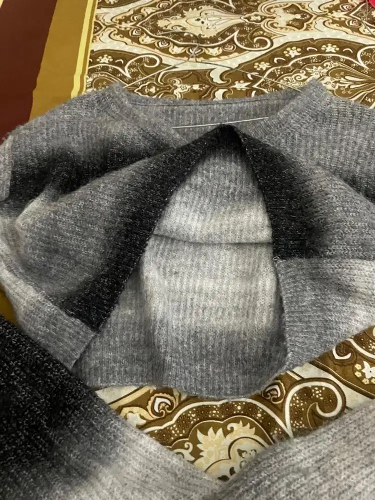 Crop sweater wanita gemas dan nyaman