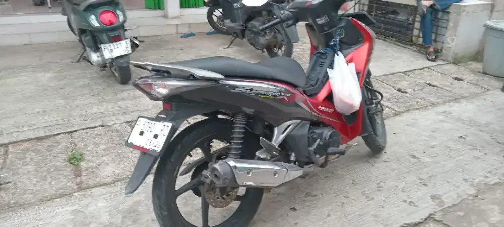 Supra x helm in bapa