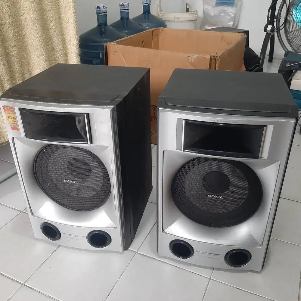 Di jual speaker Sony 3 unit (2+1)