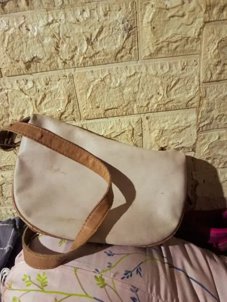 Tas Selempang Wanita Elegan