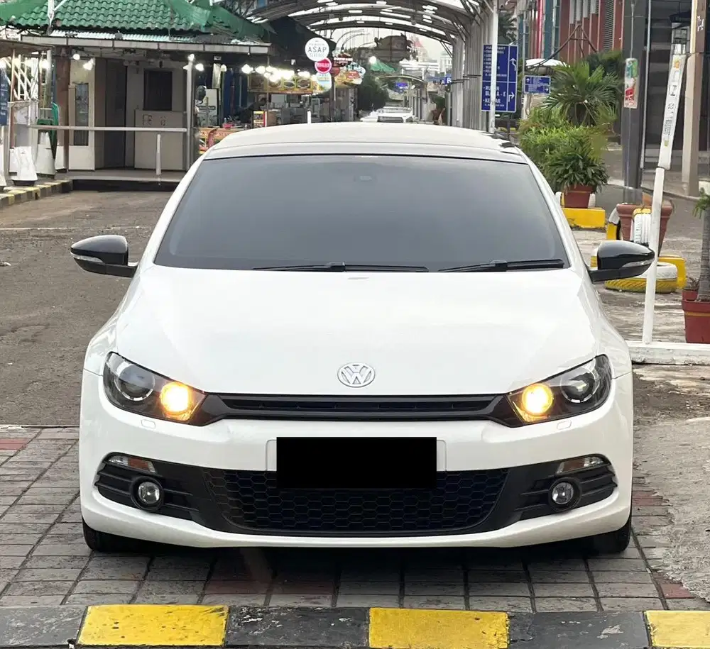 Volkswagen Scirocco Panoramic 2014 Low KM Like New Garansi