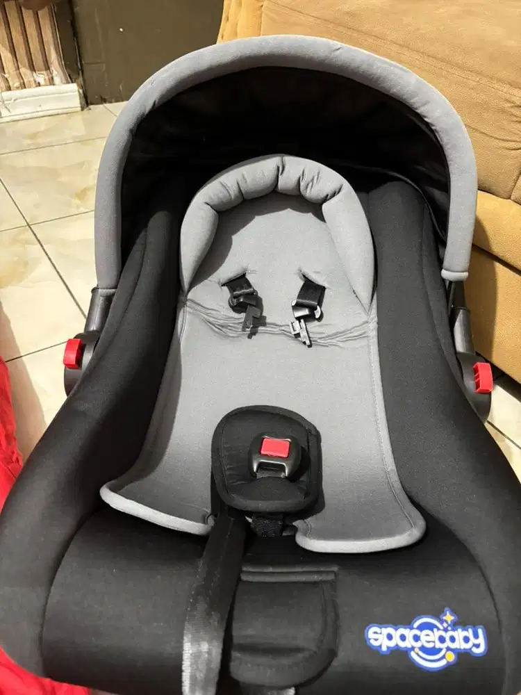 Carseat spacebaby