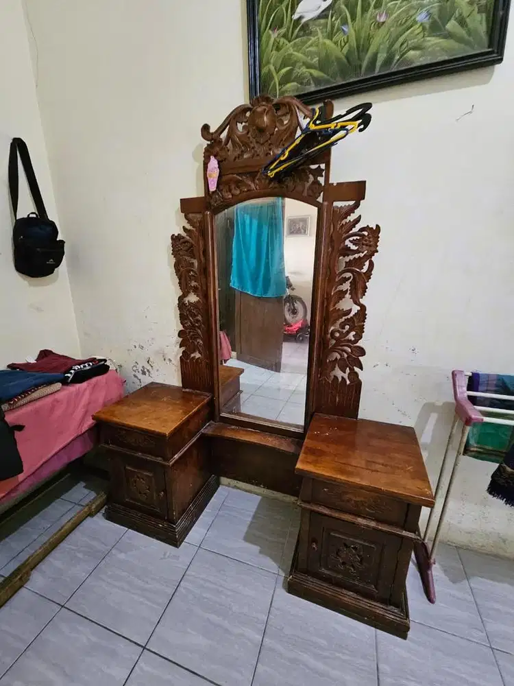 Dijual meja rias