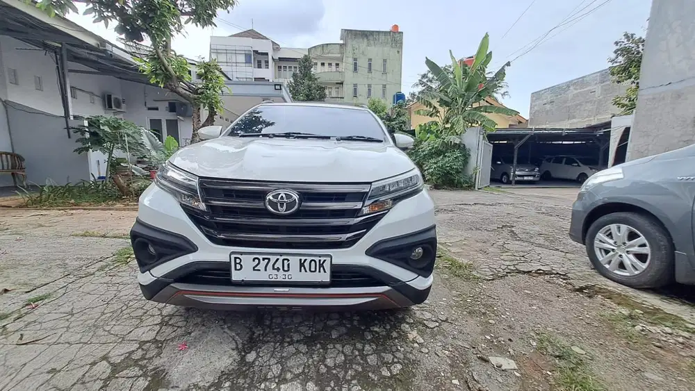 TOYOTA NEW RUSH  SPORTIVO LUXURY JOK KULIT
MATIK 2019 TERAWAT PUTIH